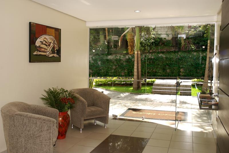 Campus Liberdade Flat Aparthotel Belo Horizonte Bagian luar foto